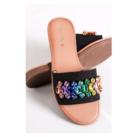 Černé pantofle s ozdobnými kamínky Elya Ideal