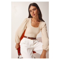 Happiness İstanbul Women's Light Cream Square Collar Textured Knitted Blouse