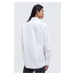 Bavlněná košile HUGO bílá barva, relaxed, s klasickým límcem