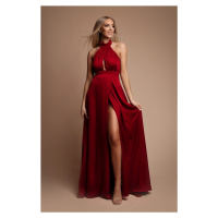Červené saténové šaty s rozparkem