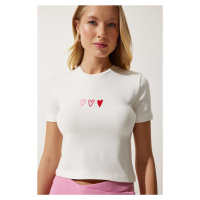 Happiness İstanbul Women's Ecru Heart Embroidered Crop Knitted T-Shirt