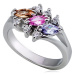 Lesklý kovový prsten - tři barevné zrnkové zirkony, čirý lem