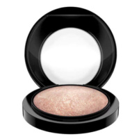 MAC Cosmetics Luxusní zapečený rozjasňující pudr (Mineralize Skinfinish) 10 g Soft & Gentle