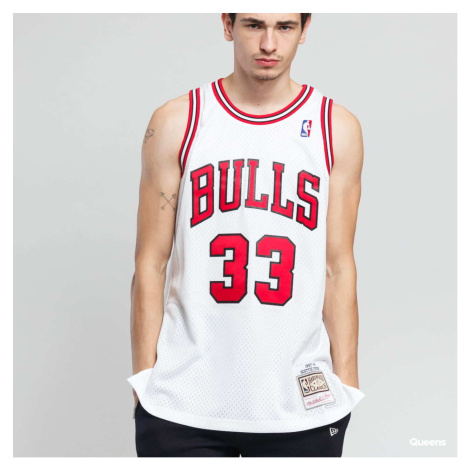 Mitchell & Ness NBA Swingman Jersey Chicago Bulls Scottie Pippen 33 bílý