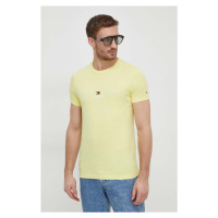 Bavlněné tričko Tommy Hilfiger žlutá barva, s aplikací, MW0MW11797