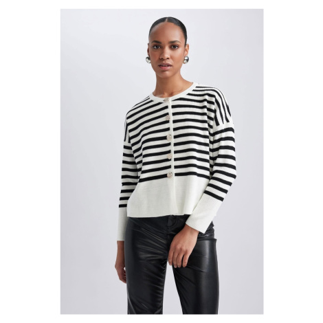 DEFACTO Relax Fit Striped Crew Neck Thessaloniki Fabric Cardigan