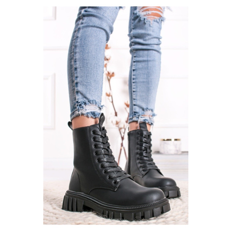 Černé šněrovací kotníkové boty Melia Comfy