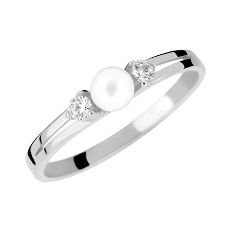 Brilio Něžný prsten z bílého zlata s krystaly a pravou perlou 225 001 00241 07 60 mm