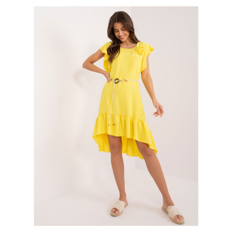 Žluté letní šaty s volány Fashionhunters