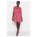 Trendyol růžové rovné střihy mini tkané květinové tkané šaty s podšívkou