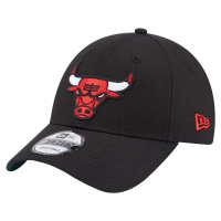 ČERNÁ KŠILTOVKA NEW ERA TEAM SIDE PATCH 9FORTY CHICAGO BULLS CAP