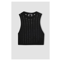 DEFACTO Regular Fit Crop Crew Neck Crochet Tank Top