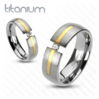 Titanový stříbrný prsten - zlatý proužek, zirkon