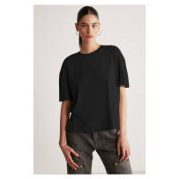 GRIMELANGE Jemmy Women's Relaxed Fit Crew Neck 100% Cotton Basic Black T-shirt