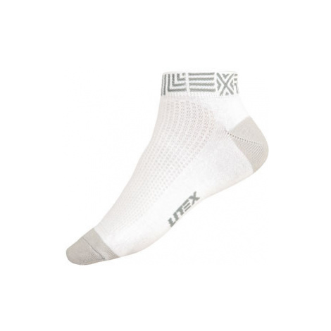 Sportovní ponožky nízké Litex 9A002 | bílá