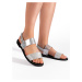 Klasické sandály dámské stříbrné na plochém podpatku
