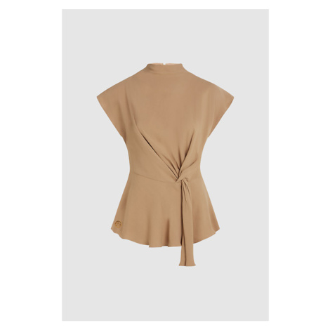 Halenka karl lagerfeld fluid short sleeve knot blouse nougat