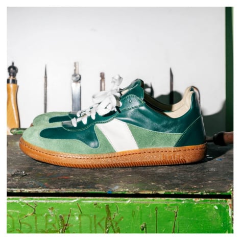 Botas × Footshop Green - Dámské kožené tenisky / botasky zelené česká výroba ze Zlína Vasky