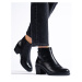 Výborné černé dámské kotníčkové boty na plochém podpatku