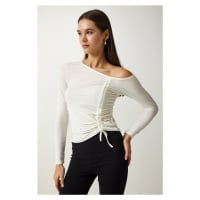 Happiness İstanbul Women's White Gathered Detailed Knitted Blouse