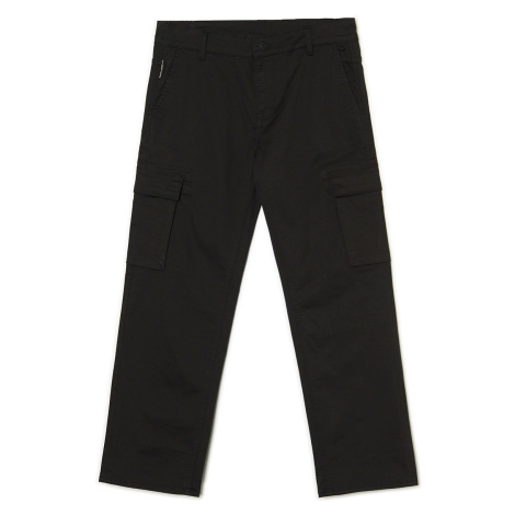 Cropp - Kalhoty s cargo kapsami - Černý
