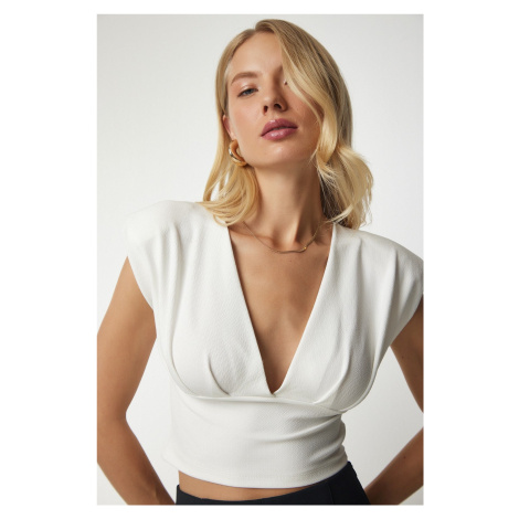 Happiness İstanbul Women's White Slightly Decollete Crop Blouse