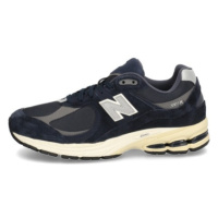 New Balance M2002