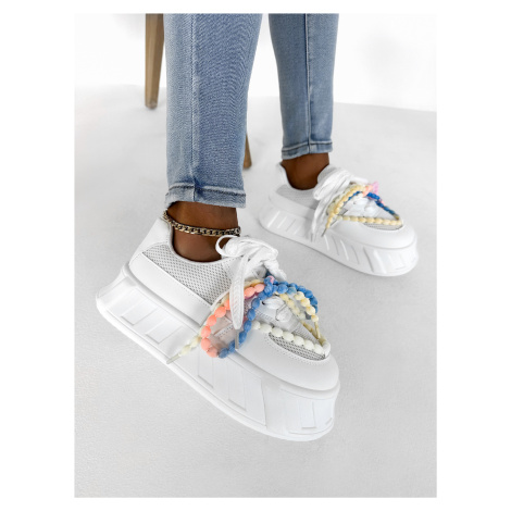 Bílé vysoké tenisky BERG s barevnými tkaničkami