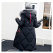 Dámská dlouhá zimní bunda se vzorem - ČERNÁ