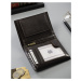 Vertikální pánská kožená peněženka bez zapínání