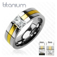 Titanový snubní prsten se zlatým pruhem a zirkonem