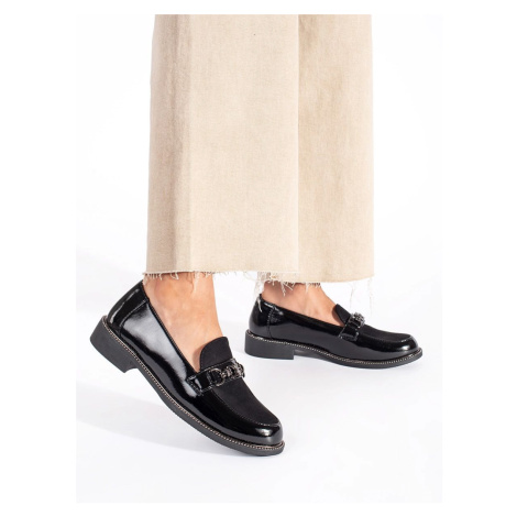 Klasické černé mokasíny dámské na plochém podpatku