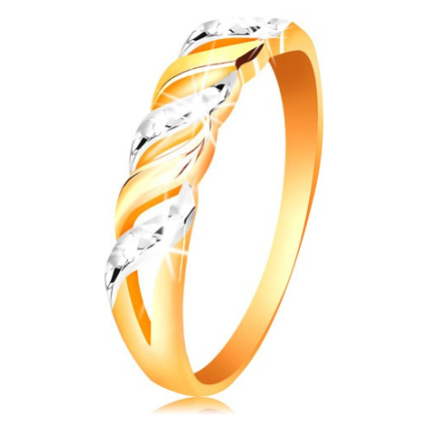 Prsten ze zlata 585 - vlnky z bílého a žlutého zlata, blýskavé zářezy  Šperky eshop | Modio.cz