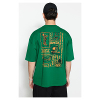 Trendyol Green Oversize/Wide-Fit 100% Cotton Back Printed Short Sleeve T-Shirt