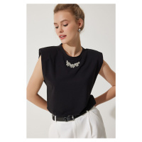 Happiness İstanbul Women's Black Collar Shiny Jewelled Padded Cotton Knitted T-Shirt