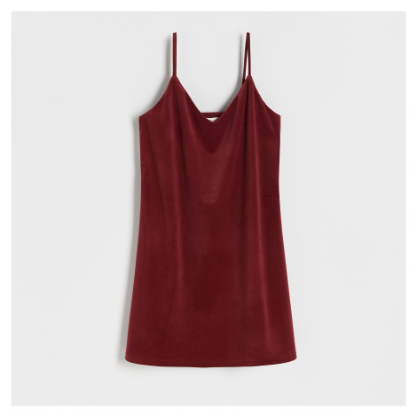 Červené šaty na ramínka