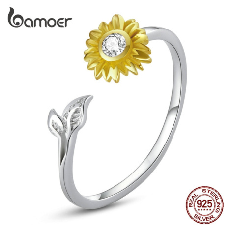 Stříbrný prsten se zlatou květinou a kamínkem LOAMOER