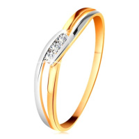 Diamantový prsten ze 14K zlata, tři čiré brilianty, rozdělená zvlněná ramena