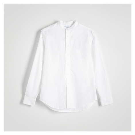 Reserved - Košile s límcem typu mandarin regular fit - Bílá