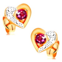 Zlaté náušnice 585 - růžový rubín ve dvoubarevném obrysu srdce, gravírování