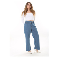 Şans Women's Plus Size Blue Belt Detailed 5-Pocket Lycra-Free Jeans