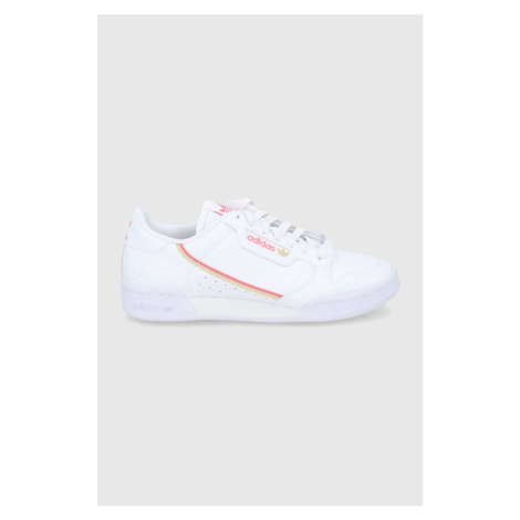 Boty adidas Originals H05315 bílá barva, na plochém podpatku | Modio.cz