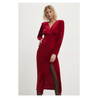 Velurové šaty Answear Lab červená barva, maxi