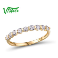 Zlatý prsten zdobený diamanty Listese