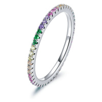 Stříbrný prsten v minimalistickém stylu