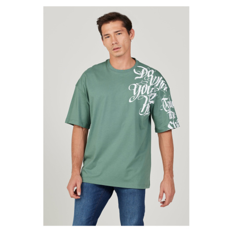 AC&Co / Altınyıldız Classics Men's Khaki Oversize Loose Cut Crew Neck 100% Cotton Printed T-Shir