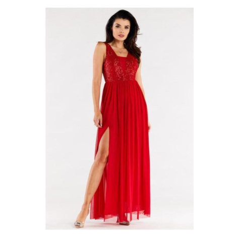 Dlouhé červené šaty s flitry