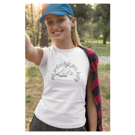 Dámské tričko Mé srdce bije pro hory Barva: Bíla