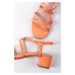 Oranžové semišové sandály na hrubém podpatku 1-28204