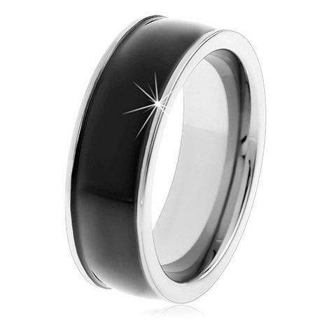 Černý wolframový hladký prsten, jemně vypouklý, lesklý povrch, stříbrné okraje Šperky eshop